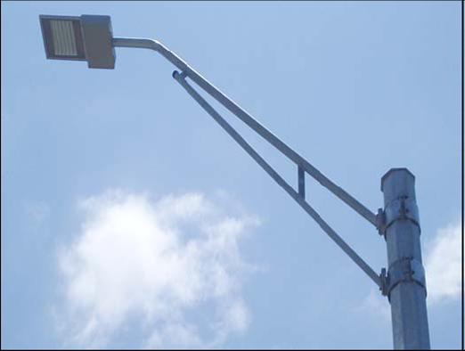 Wie man LED-Straßenlaterne behauptet, um durch Blitz beschädigt zu werden